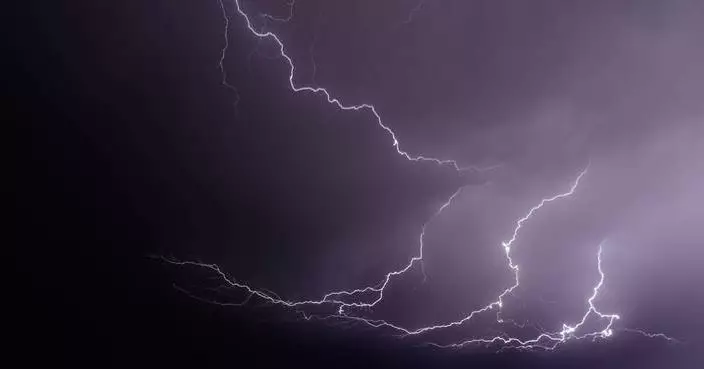 Severe storms accompanied by tornadoes damage communities from the Plains to the Midwest