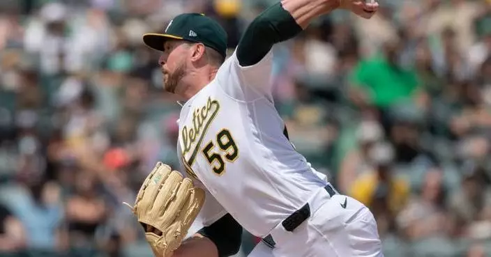 Munetaka Murakami homers and White Sox go deep 4 times to back Noah Schultz in 7-4 win over A’s