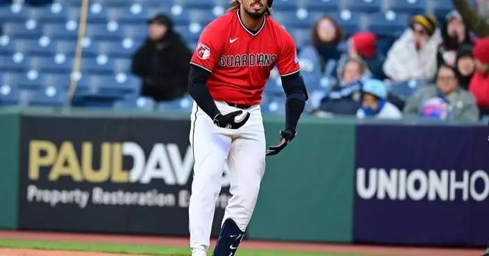 Guardians shortstop Gabriel Arias exits game against Royals with left hamstring tightness