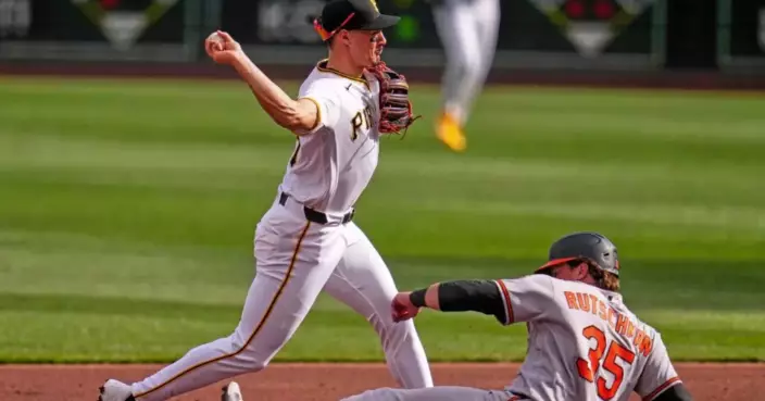Nick Yorke's walk-off single lifts the Pittsburgh Pirates past the Baltimore Orioles 3-2