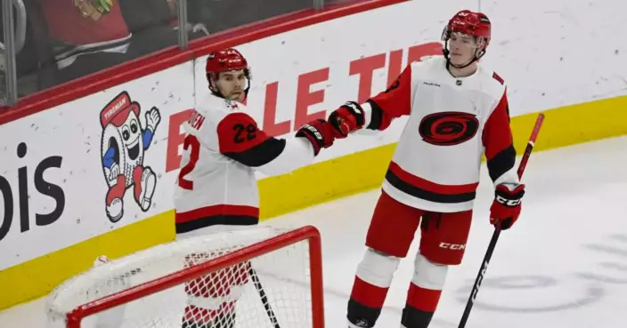 Stankoven, Jankowski score twice as the Hurricanes rout the Blackhawks 7-2