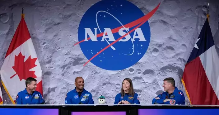 Artemis II astronauts praise their moonship's performance, especially the heat shield