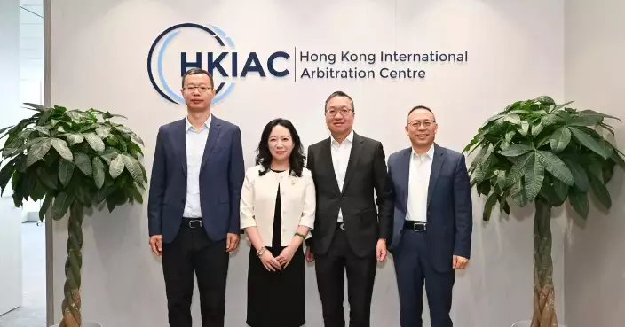 Secretary for Justice Calls on Central Ministries and Authorities in Beijing on Legal Cooperation and Arbitration Opportunities