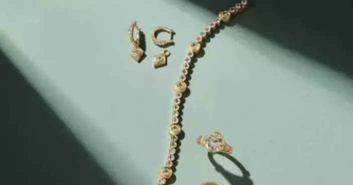 A Diamond Is Forever Partnered With Artifex Bride By Kindred Lubeck To Bring Desert Diamonds To The Tanner Fletcher Wedding Runway Show