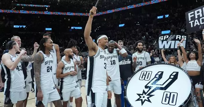Spurs lack of postseason experience has little impact as they advance in first playoffs since 2019