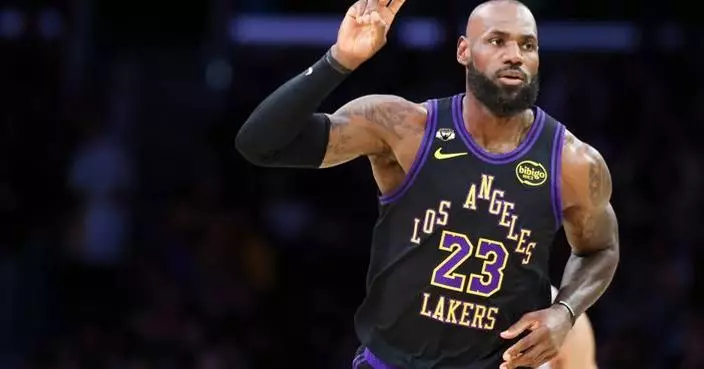 LeBron James scores 28, leads Lakers past Suns 101-73 to clinch home-court advantage in 1st round