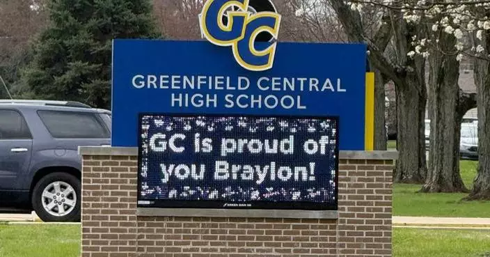 Miracle shot has Braylon Mullins' hometown eager for a Final Four reunion with the UConn star