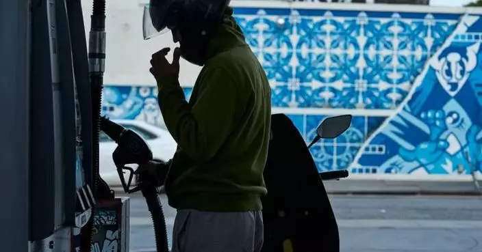 Traffic and trepidation in the Persian Gulf could keep gasoline prices from dropping quickly