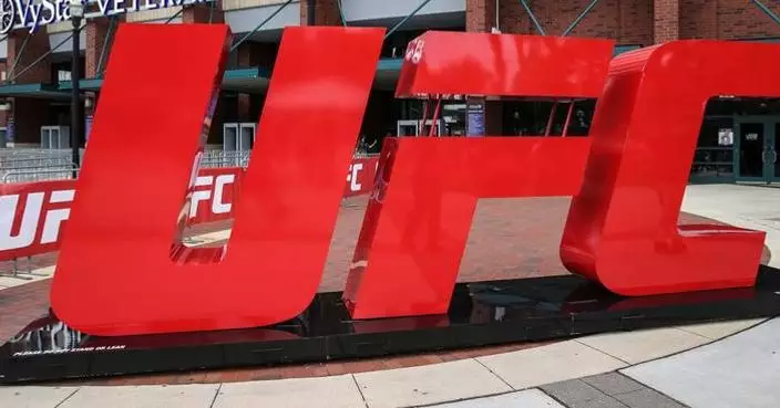 Carlos Ulberg ready to make his mark in light heavyweight division against Jiří Procházka at UFC 327