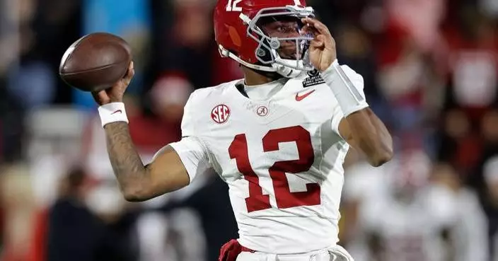 Alabama’s spring game offers a glimpse of the Tide’s next starting QB, Mack or Russell