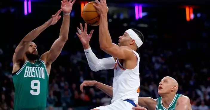 Knicks stay alive in race for No. 2 seed in East, beat Celtics in Tatum's return to MSG