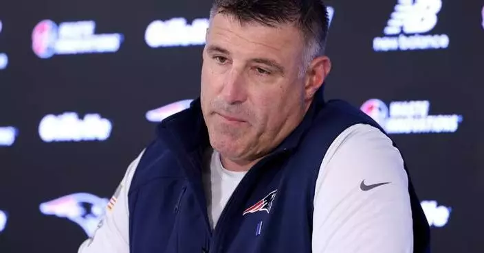 Mike Vrabel says he’s had difficult conversations after publication of photos with NFL reporter