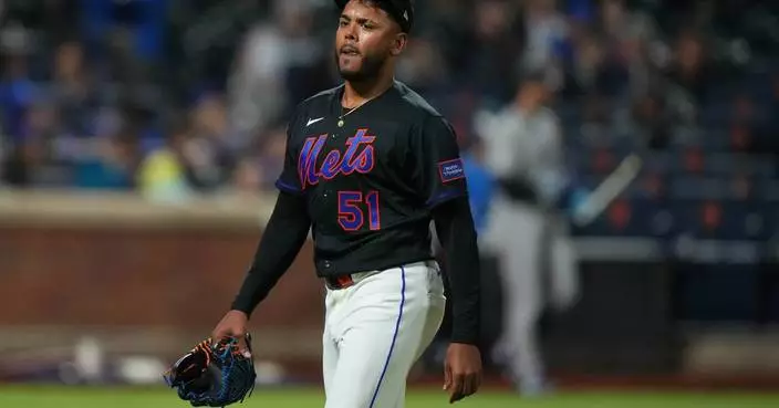 Rockies-Mets game is postponed by rain, setting up a doubleheader on Sunday