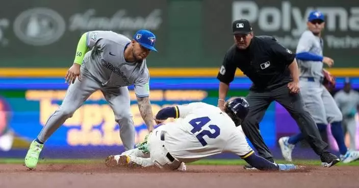 Brewers snap 6-game skid by beating Blue Jays 2-1 with bizarre rally in 8th