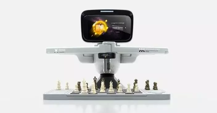 SenseRobot Unveils Chess Mini: The AI-Powered Robotic Mentor Bringing the "Soul" Back to the Board