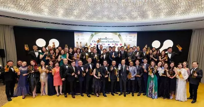 Influential Brands® celebrates Asia’s finest in business excellence at the Fullerton Hotel