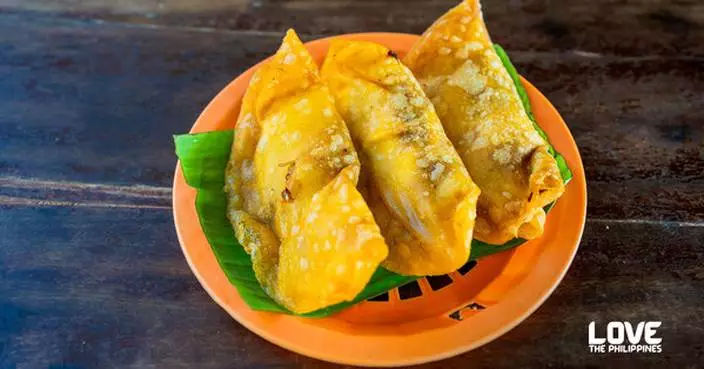 The Orange Crunch: Ilocos Empanada Emerges as 2026’s Global Food Darling, Driving Interest in Philippine Culinary Tourism