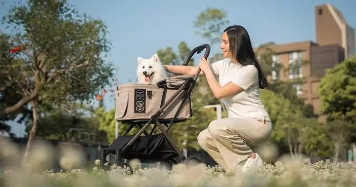 FikaGO Debuts in SoHo, Blending Pet Stroller with Modern Lifestyle Design