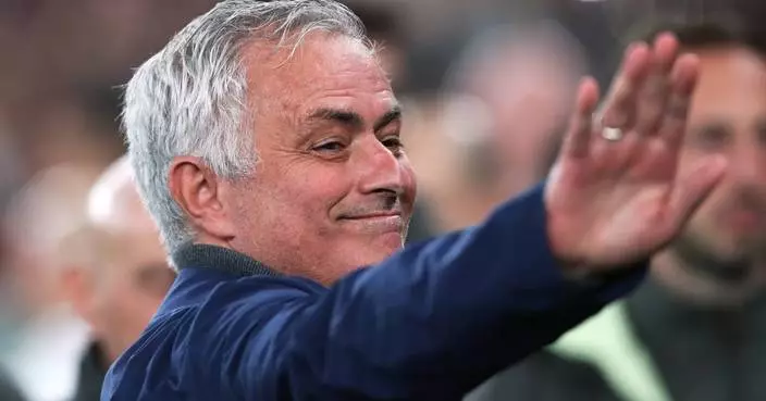 Mourinho receives Arbeloa's blessing amid talk of return to Real Madrid