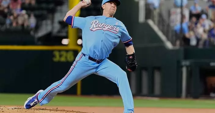Jacob deGrom strikes out 10 while reaching 1,900 Ks as Rangers beat Cubs 3-0 in another shutout