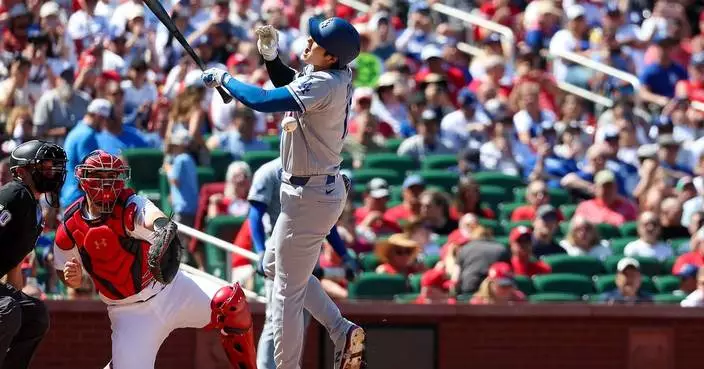 Dodgers' Shohei Ohtani goes hitless in 4th straight game for the 1st time since 2022