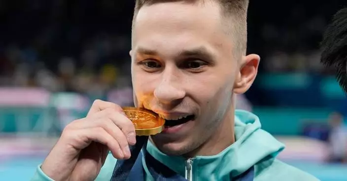 IOC urges sports to let Belarus athletes compete again without vetting as neutrals