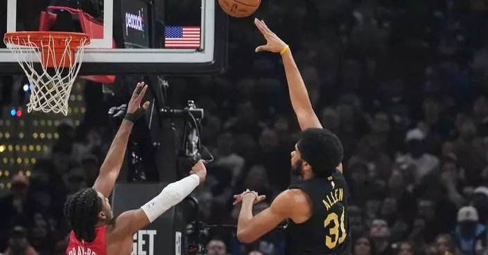 Allen ties career high with 22 points as Cavaliers beat Raptors 114-102 to advance