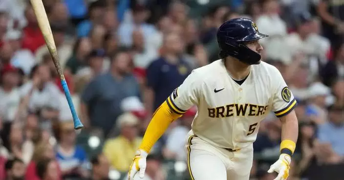 Mitchell hits a three-run HR to back Harrison’s strong start as the Brewers beat the Cardinals 6-0