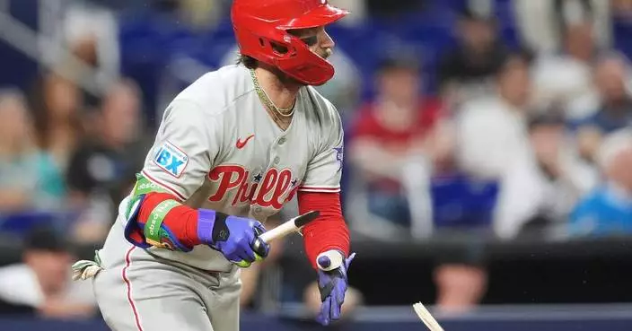 Phillies’ Bryce Harper exits in the first inning vs. Rockies with a migraine