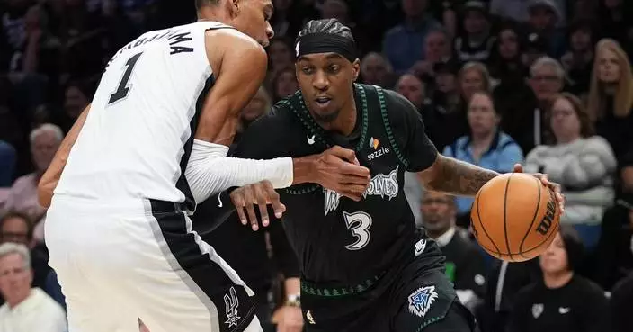 Wembanyama gives the Spurs another gem in a 115-108 win over the T-wolves to stake a 2-1 series lead