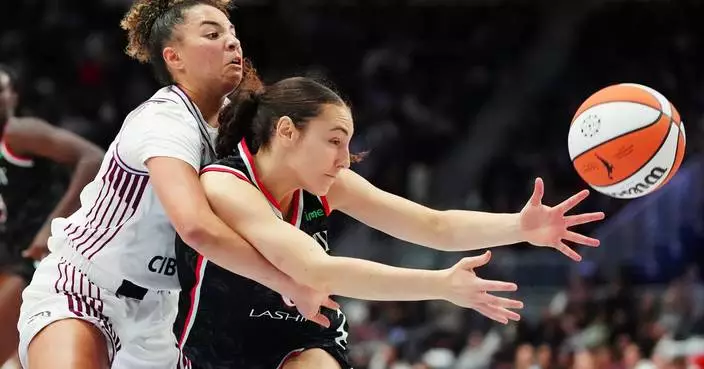 Leite scores 20 and the Fire win third straight with 71-61 victory over the Sun