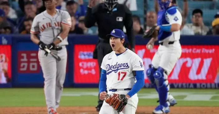 Ohtani throws 7 scoreless innings as Dodgers beat Giants 4-0 to end 4-game losing streak