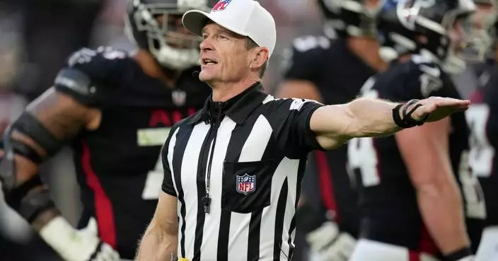 NFL and referees agree on a 7-year collective bargaining agreement, avoiding potential work stoppage