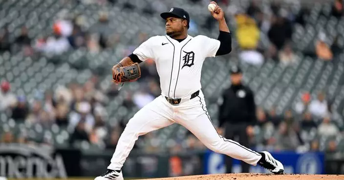 Benches empty without any fighting during Tigers-Red Sox game