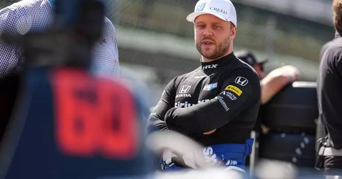 1st day of Indy 500 qualifying washed out, forcing revised Sunday schedule