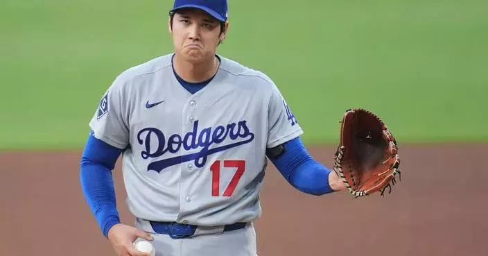 Shohei Ohtani hits leadoff homer, lowers ERA to 0.73 in another 2-way gem for victorious Dodgers