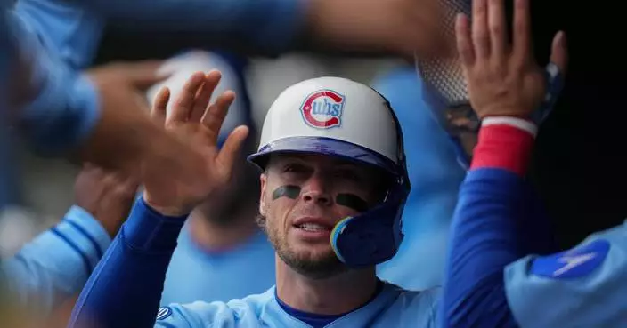 Cubs’ Nico Hoerner departs win over Diamondbacks because of neck tightness