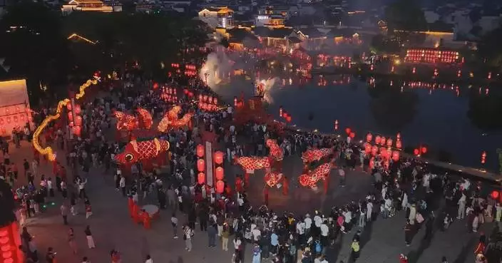 Traditional Chinese scenic spots reinvent themselves for May Day holiday with immersive cultural experience