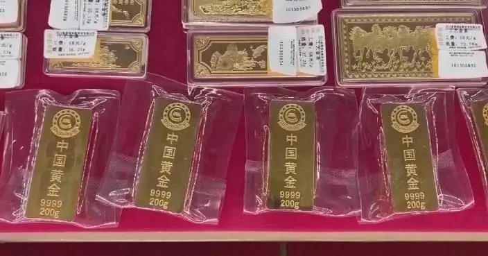 Gold, silver prices rally as oil prices inch down