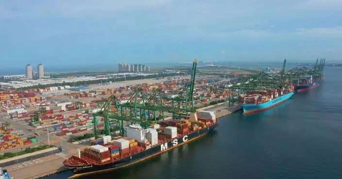 China’s foreign trade up 14.9 pct in Jan-April