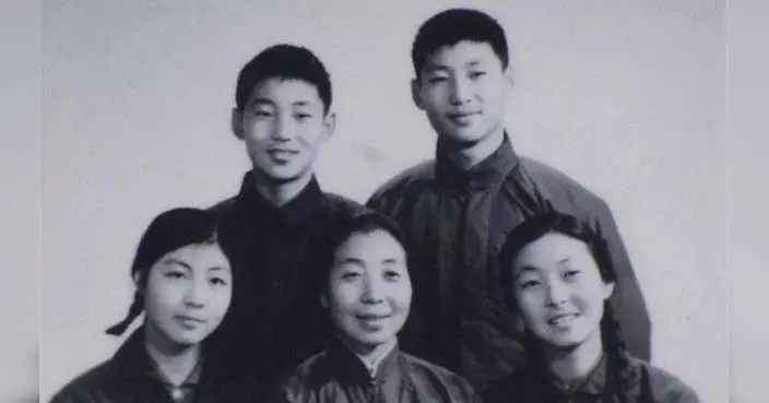 Xi draws strength from family traditions in governance of China