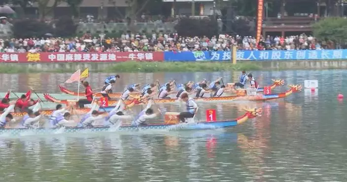 Dragon boat races boost consumption in Leshan