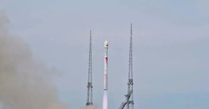 China successfully launches Zhuque-2E Y5 carrier rocket
