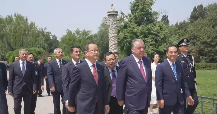 Tajik President Rahmon pays visit to prestigious Peking University