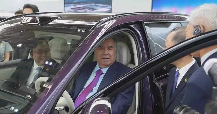 Tajik president sends invitation to Chinese manufacturers during visit in Chongqing