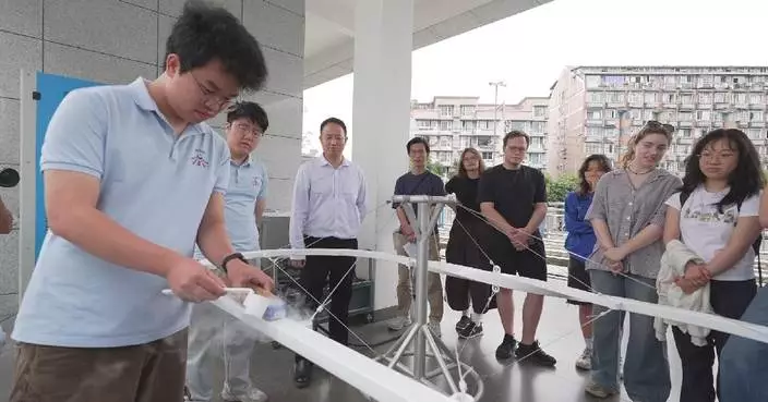 US students get taste of high-speed technology with visit to top maglev lab in Sichuan