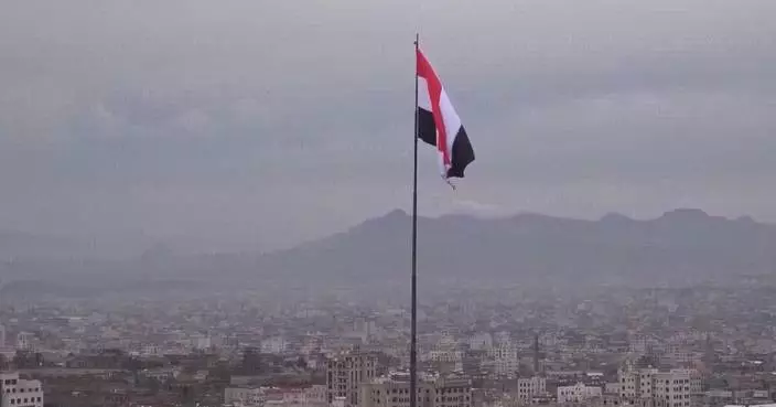 Yemenis welcome deal on largest prisoner exchange