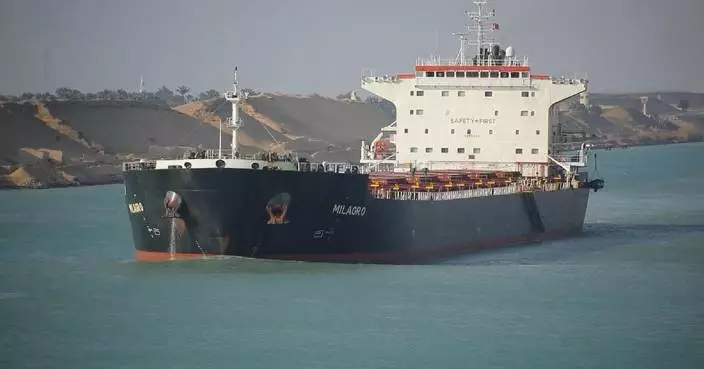 Shipping companies seek alternative routes due to Hormuz closure