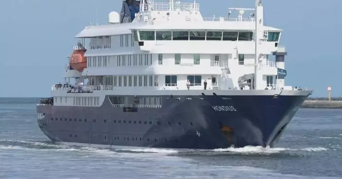 Hantavirus-hit cruise ship docks in Rotterdam