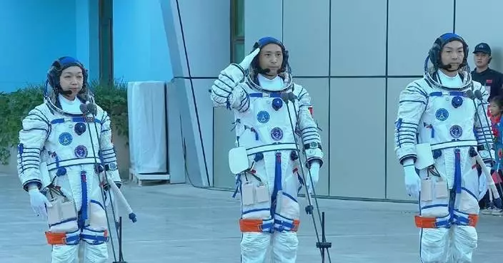 Send-off ceremony held for Shenzhou-23 astronauts before launch